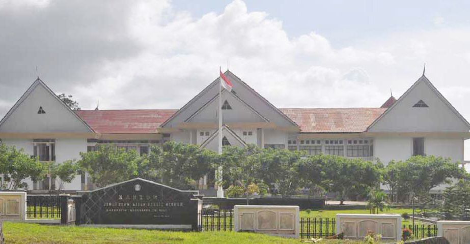 Kantor DPRD Halsel 