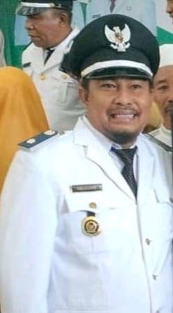 Kepala Desa Laluin 