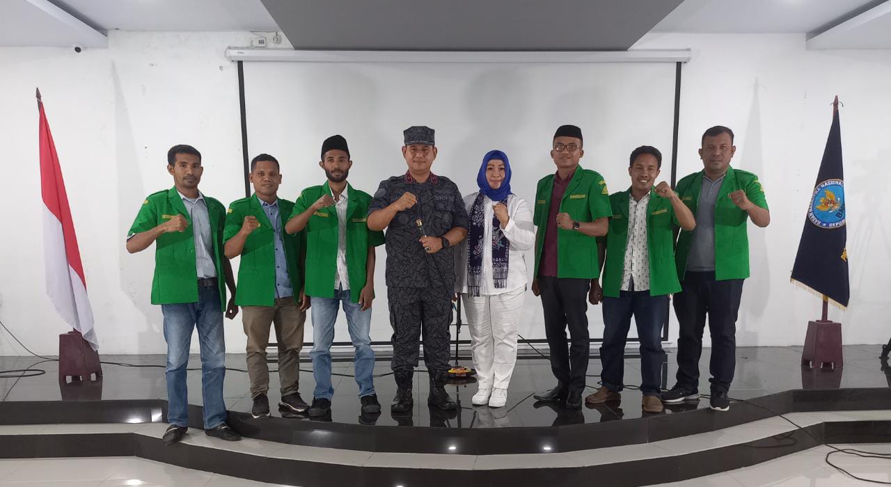 Pengurus GP Ansor Ternate Bersama Kepala BNNP Maluku Utara dan Ibu./Ilo