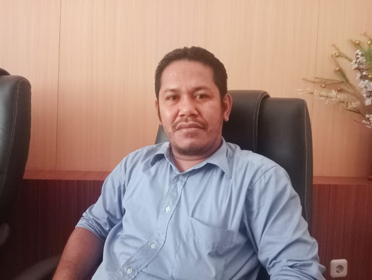 Masdar Karim, SH. Sekertaris Komisi II DPRD Halsel.