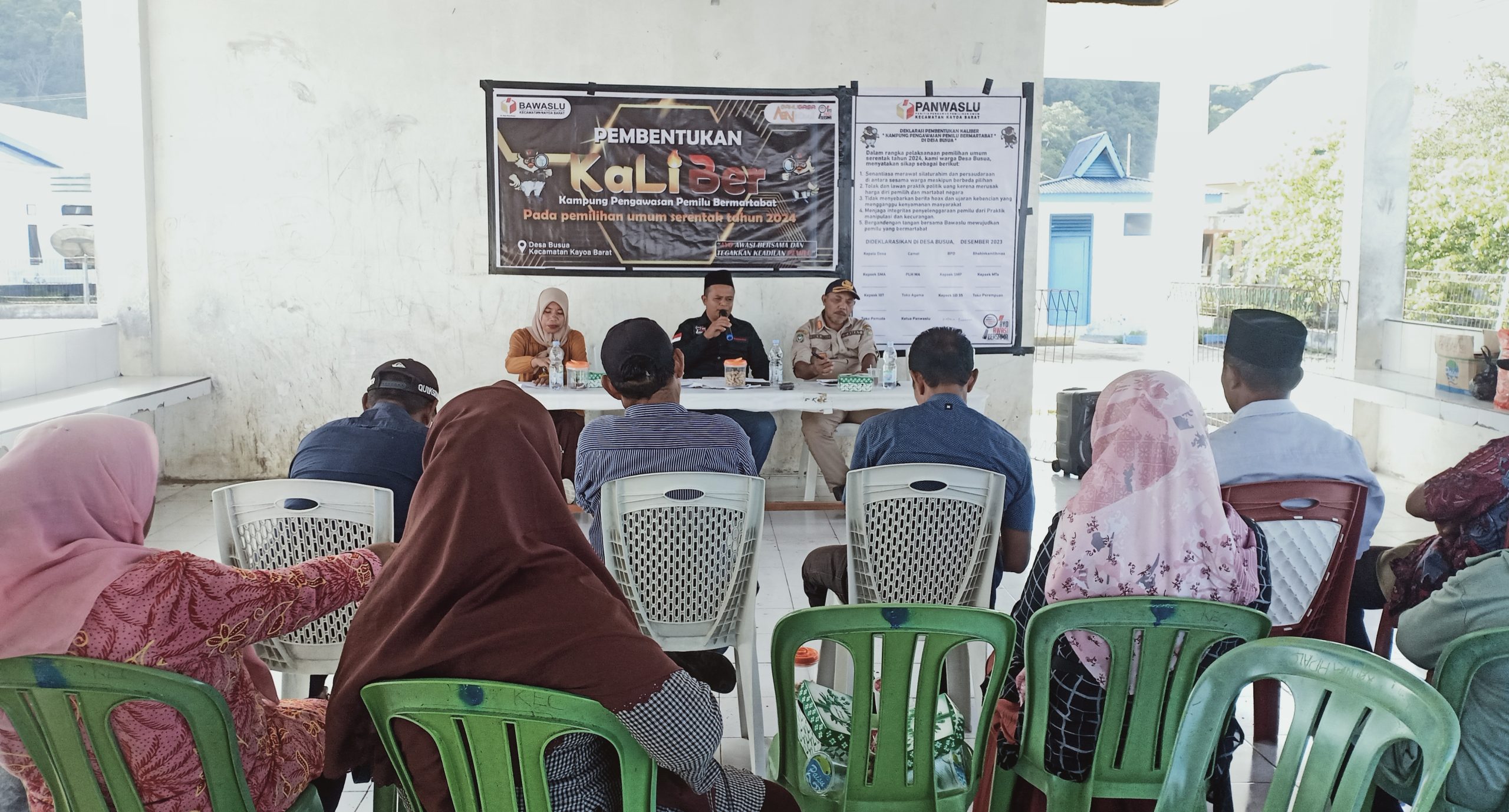 Pembentukan Kampung Pengawasan Pemilu Bermartabat (Kaliber) di Desa Busua./jmg