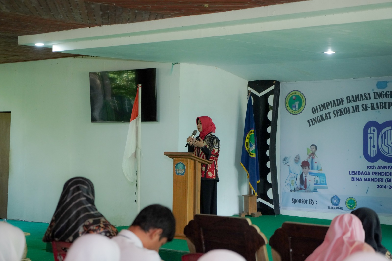 Ketua TP PPK Halsel Saat Membuka Acara HUT LPK Binari Labuha (Istimewa)