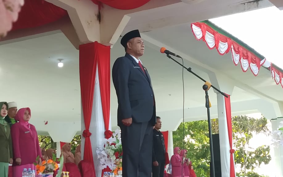 Safiun Radjulan saat memimpin Upacara (istimewa)