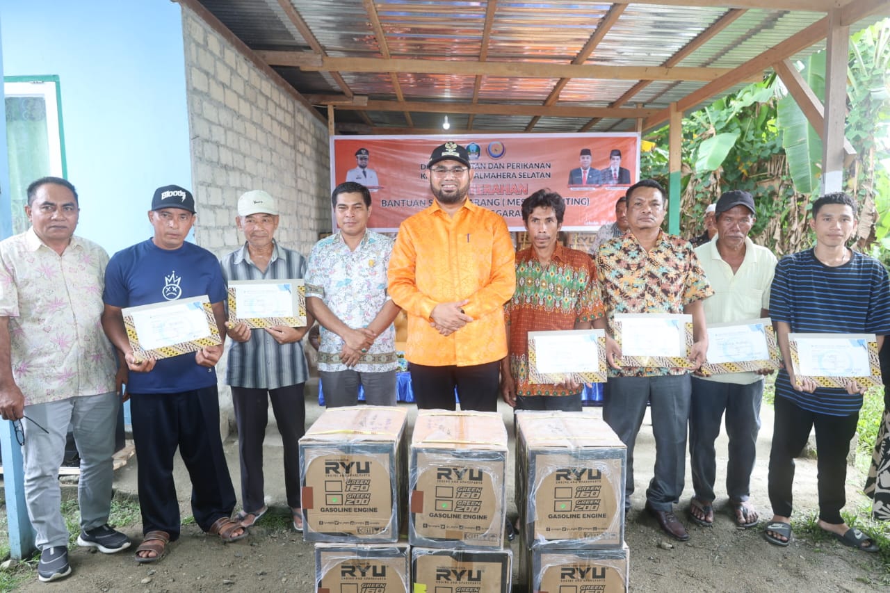 Foto: Bupati Bassam dan Kelompok Nelayan (istimewa)