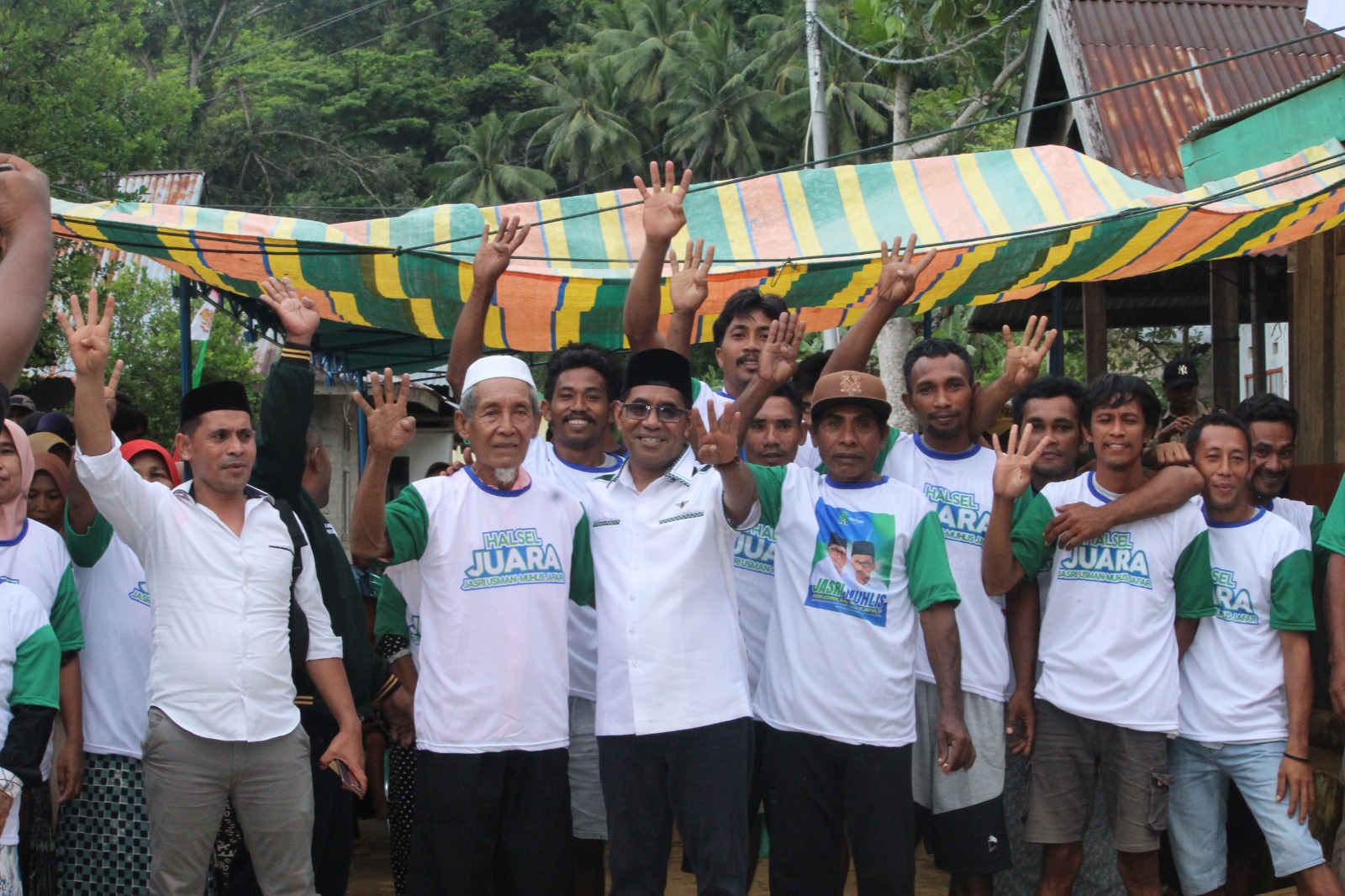 Pendukung dan simpatisan Jasri- Muhlis. /jmg