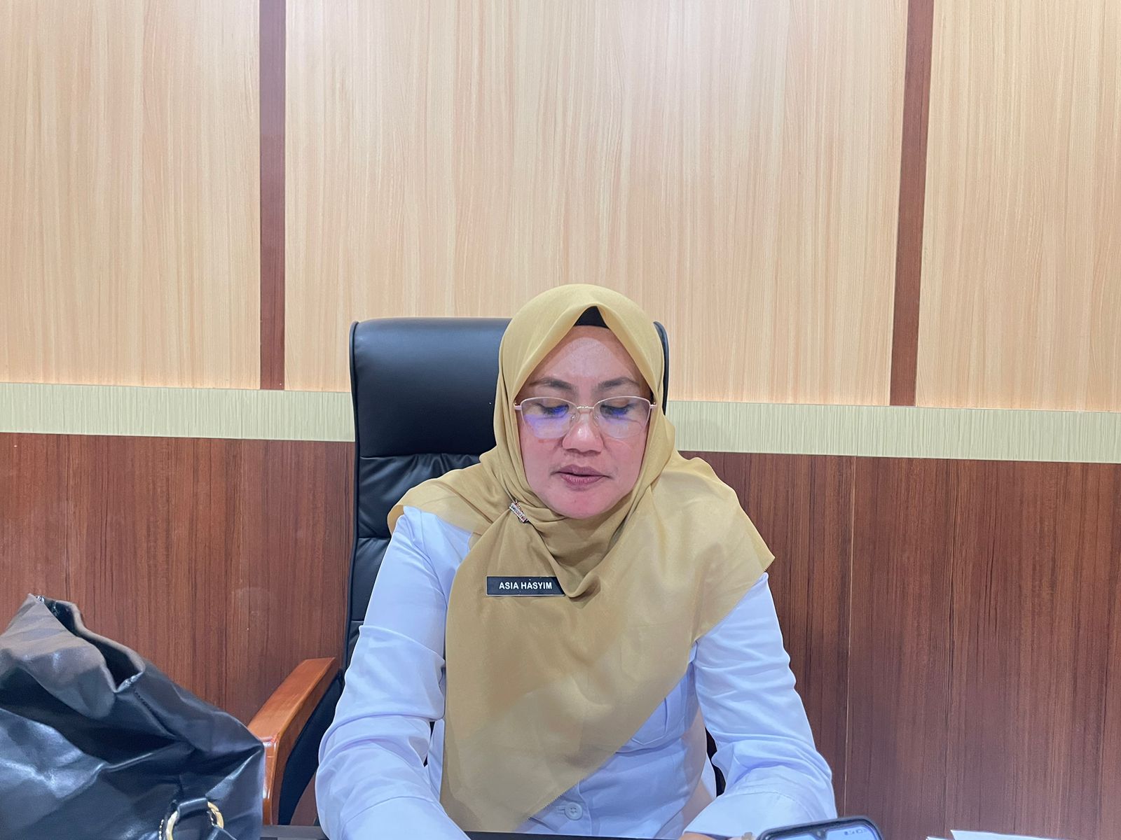 Asia Hasyim, Kepala Dinas Kesehatan Halsel