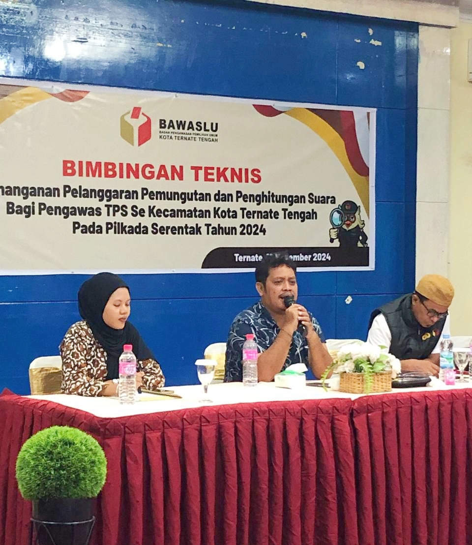 Panwascam Ternate Tengah Gelar Bimtek Penanganan Pelanggaran Bagi Jajaran PTPS./jmg