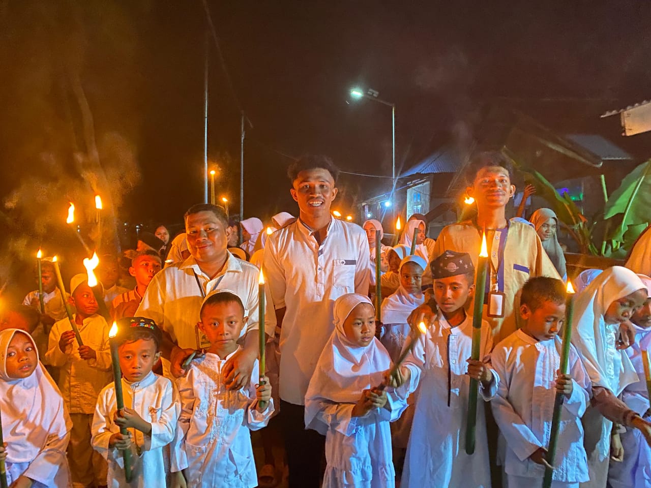 Pawai Obor 1 Ramadhan 1446 Hijriah di Desa Prapakanda