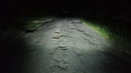 Ket: kondisi Ruas jalan Panamboang diMalam hari.|foto jarumSatu.com