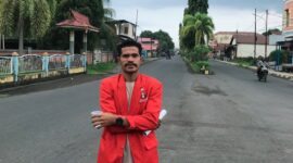 Ket: Sekretaris DPC GMNI Halbar, Maikel Flory,