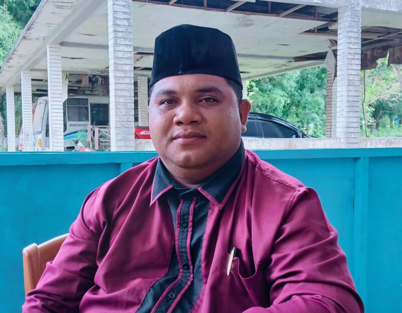 Ket: Kuasa hukum lima warga Desa Gamomeng, Kecamatan Sahu Timur, Kabupaten Halmahera Barat, Alhendri Fara, S.H., M.H.,