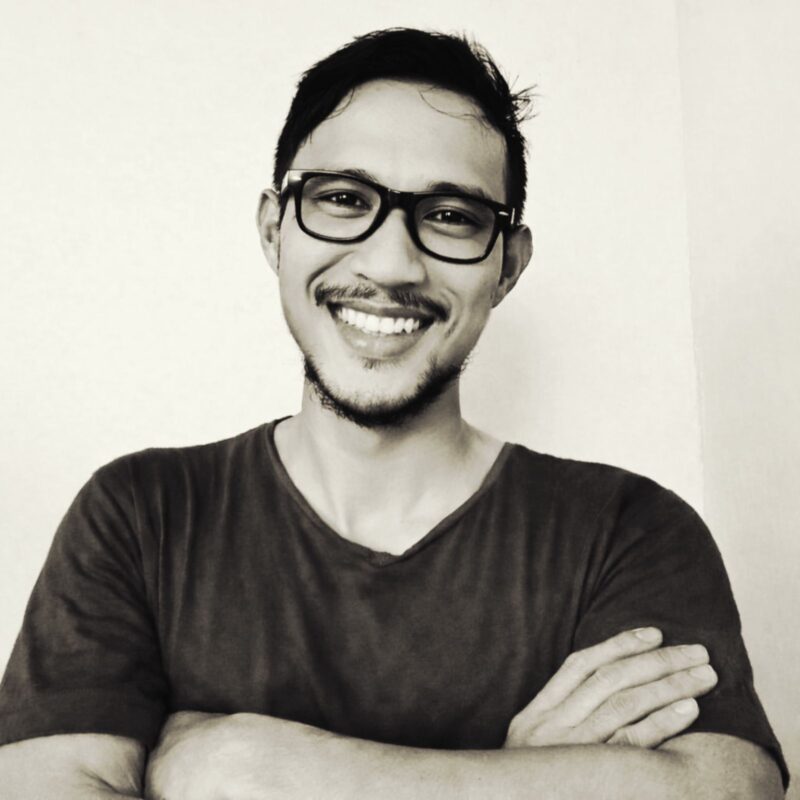 Ket: Aburizal Kamarullah(Penggiat Literasi & Inisiator Forest Malut)