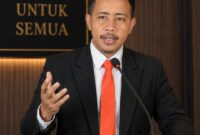 Ket: kuasa hukum Arifin Saroa, Risno N. Laumara.