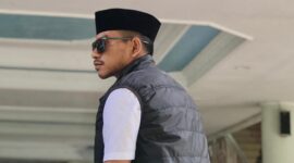 Ket: Jenderal Lapangan APOTIK, Grek Bessy.