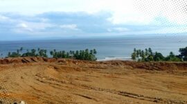 Ket: pembangunan Jetty milik PT Sambaki Tambang Sentosa (PT STS) di kawasan Memeli, Kecamatan Maba, Kabupaten Halmahera Timur, Provinsi Maluku Utara.