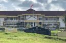 Ket: Gedung DPRD Kabupaten Halmahera Selatan.