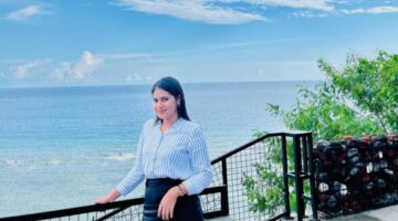 Ket: Kuasa hukum korban, Modesta Nusalawo, S.H., saat memberikan keterangan terkait perkara dugaan pencabulan siswa SD Negeri 258 Halsel.