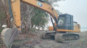 Ket: Lokasi Aktivitas Pengambilan Material Pasir Pantai di Desa Kampung Baru kec Obi